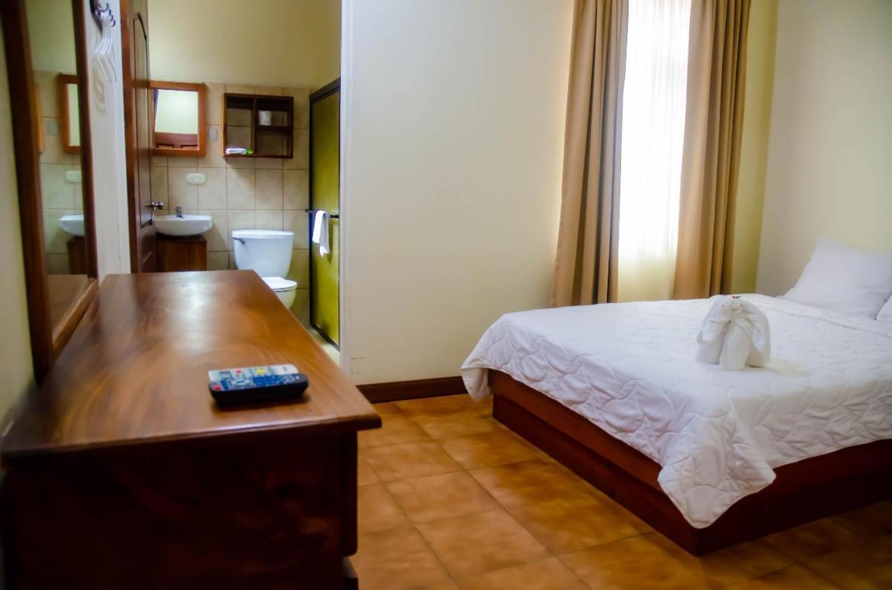 Hotel & Villas Huetares Playa Hermosa  Extérieur photo