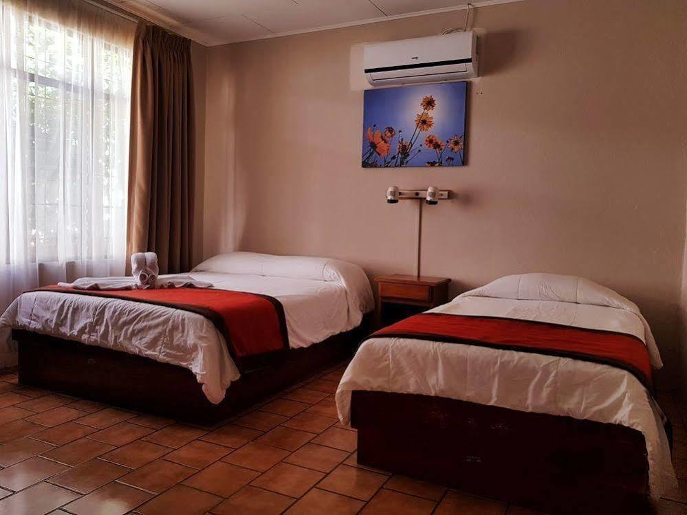 Hotel & Villas Huetares Playa Hermosa  Extérieur photo